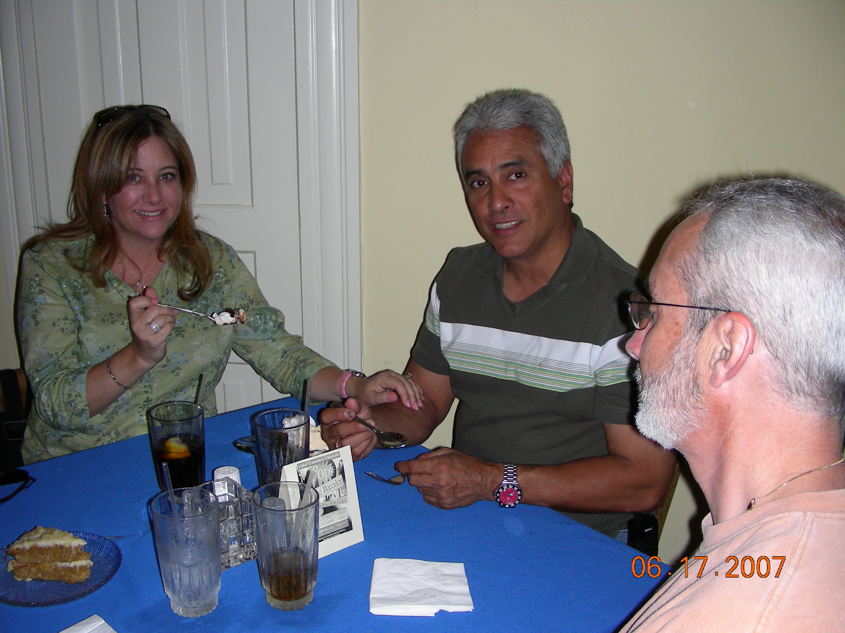 ./2007/Kerr Lake Eagles Nest/June17/DSCN1239.JPG